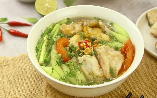 Bánh Đa Cá Rô Đồng Phi Hùng - Giếng Đồn