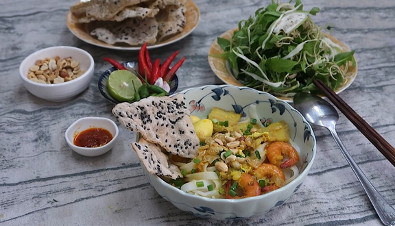 Quán Vân - Mì Quảng & Bánh Canh - Mẹ Nhu