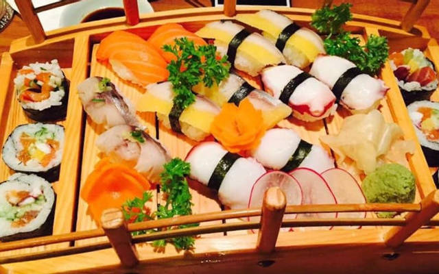 Hasu Japanese Restaurant - Sushi & Sashimi - Đường 30/4