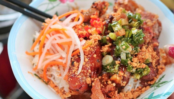 Bún Thịt Nướng Kim Châu - Chợ Đông Ba