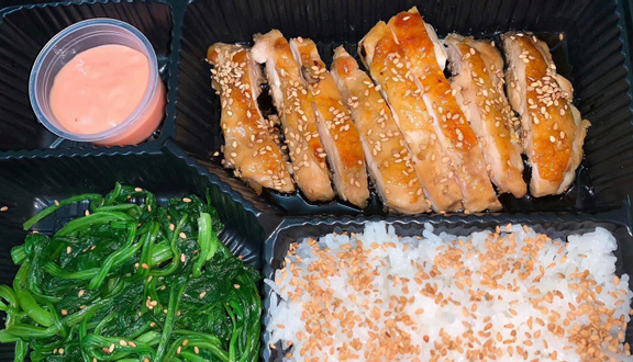 Maneki Neko Sushi - Mì Udon & Cơm Cari - Huỳnh Tấn Phát