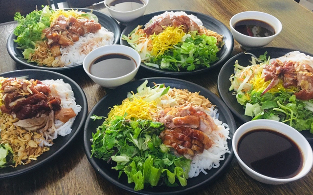 Bếp Nhà Ta Plus - Mỳ Ý & Salad - P. Nghĩa Tân