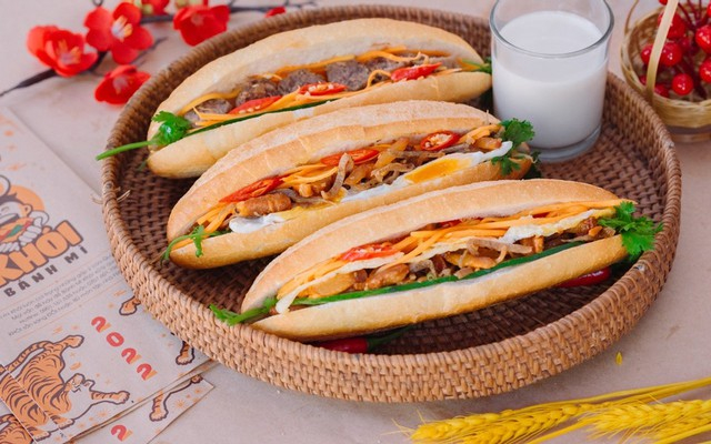 Bánh Mì Khói - Trần Cao Vân