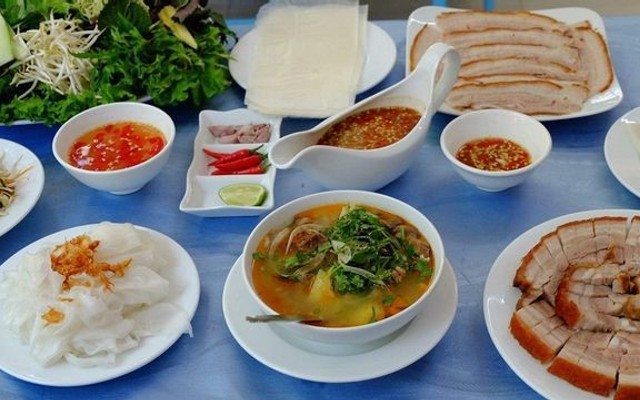 Donald Trung - Bánh Ướt & Bánh Cuốn Thịt Heo - Hải Phòng