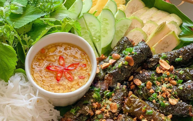 Ngon Mê Ly - Bún Thịt Nướng & Nem Nướng - Nguyễn Tiểu La