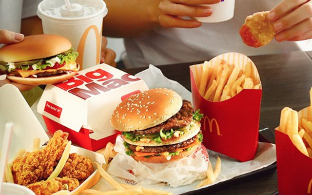 Gà Rán & Burger McDonald’s Trần Não