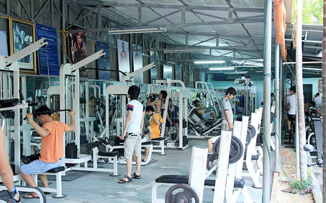 Phòng Tập Gym Hoàng Long