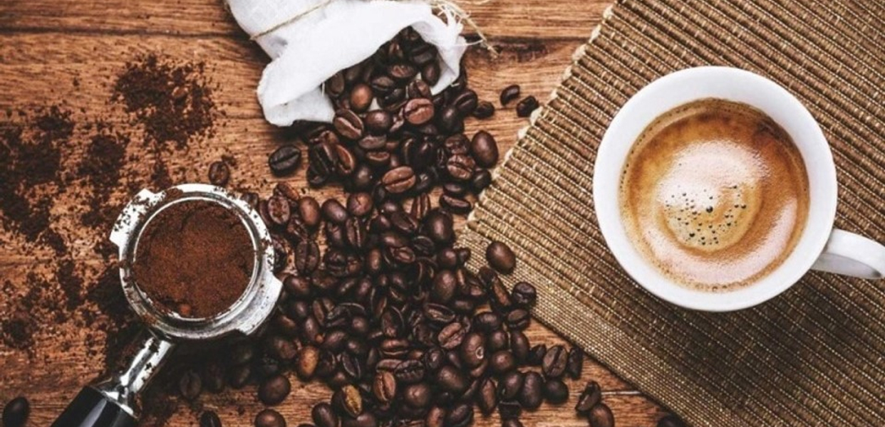 Cà phê rang xay nguyên chất là gì?