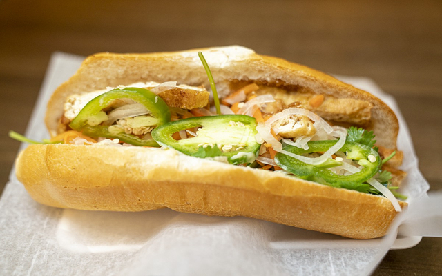 Bánh Mì Chay Huynh Đệ