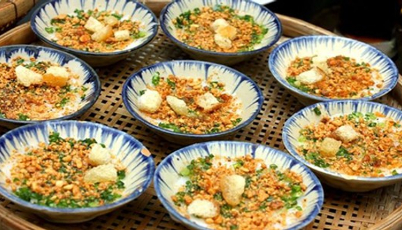 Quán Phong Phú - Bánh Bèo Chén & Bánh Bột Lọc - Bạch Đằng