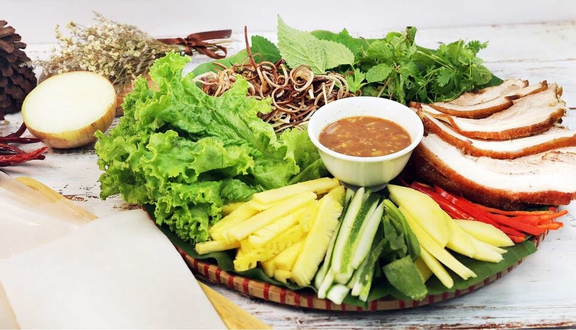 Foodtour Đà Nẵng - Mì Quảng & Bánh Tráng Cuốn Thịt Heo - Tuệ Tĩnh