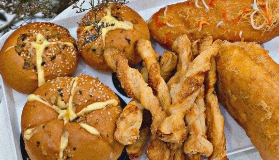 Bánh Mì & Bánh Bao Ba Hưng Bakery - 676 Hai Bà Trưng