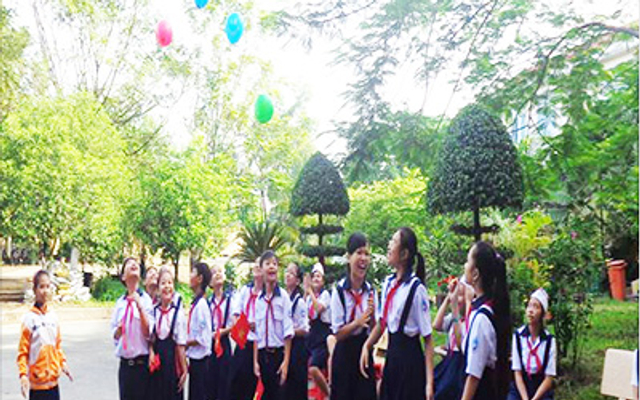 Trường THCS Trần Quốc Toản - Nguyễn Xiển