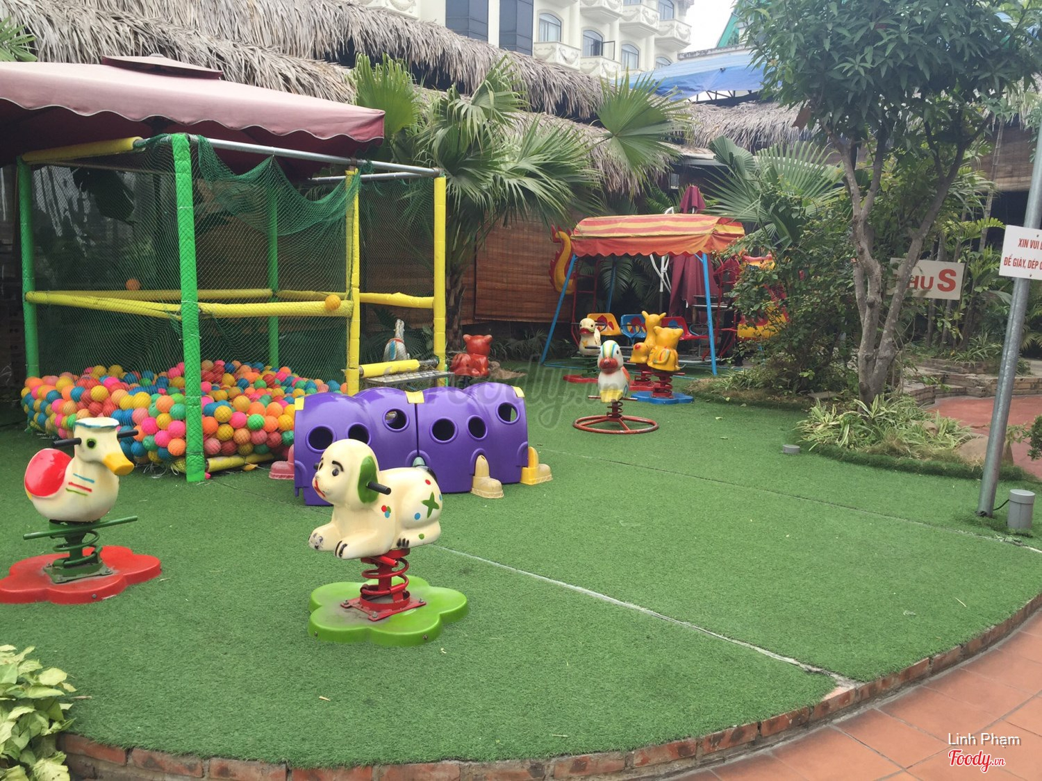 Nhà hàng có chỗ chơi cho trẻ con ở Hà Nội - Nhà hàng Bò Tơ Tây Ninh Tài Sanh