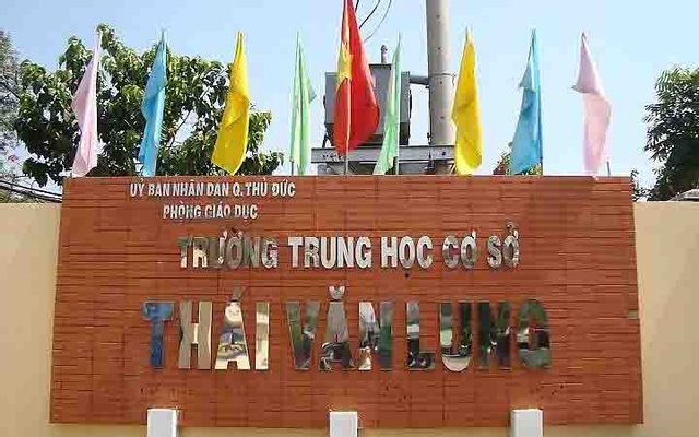 Trường THCS Thái Văn Lung