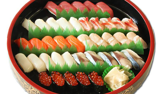 Sushi Kuan - Vạn Phúc