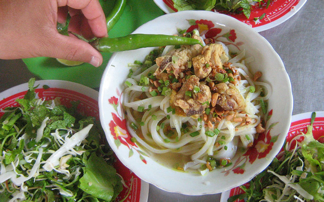 Mì Quảng Bà Tám - Trịnh Công Sơn