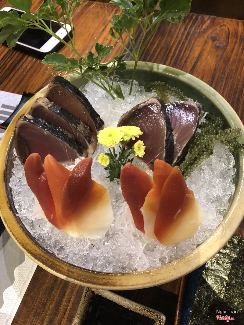 Sashimi sò đỏ & Sashimi cá ngừ tataki