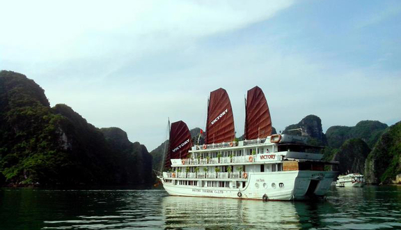Halong Victory Cruise - Hòn Gai