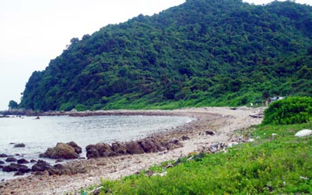 Đảo Ba Mùn - Vân Đồn