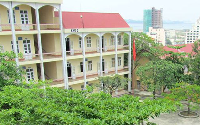 Trường THPT Bãi Cháy - Hạ Long