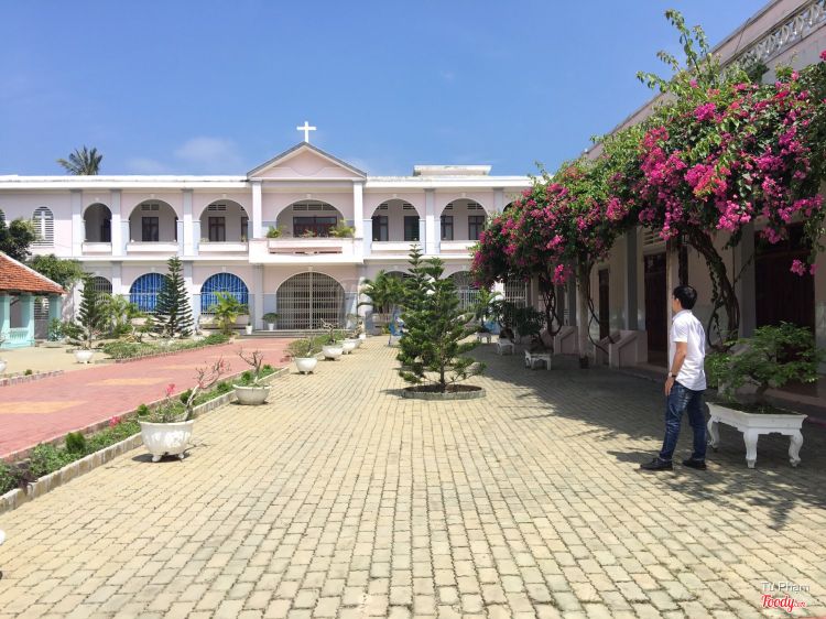 Nhà Thờ Mằng Lăng ở Phú Yên