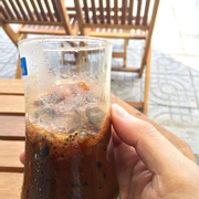 Cà phê sữa đá -12,000 Đồng