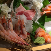 Sashimi Tôm + cá hồi + cá ngừ