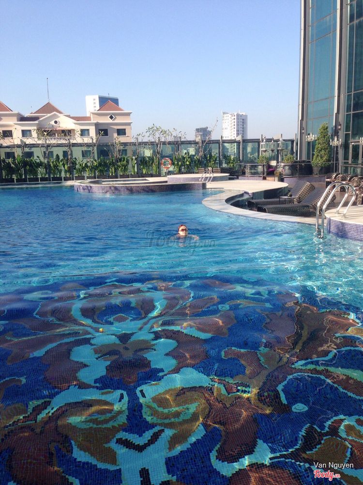 Hồ Bơi Pool - Khách Sạn The Reverie Saigon ở TP. HCM