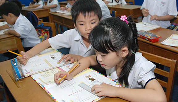 Trường Tiểu Học Nguyễn Việt Hồng - Cách Mạng Tháng 8