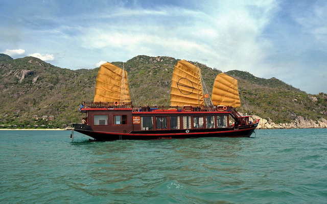 Nha Trang Emperor Cruises - Đinh Tiên Hoàng