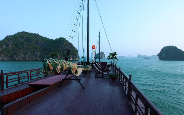 Halong Bay Cruises - Đại Lý Du Thuyền Hạ Long
