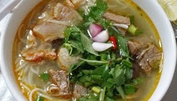 Bà Sang - Bún Bò