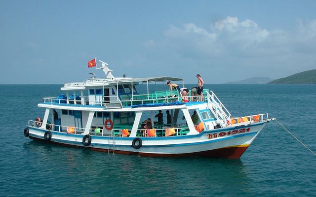 Tàu Du Lịch Phil Hải - Phú Quốc