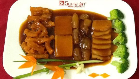 Song Ân Restaurant - Lê Hồng Phong
