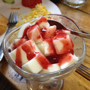 Strawberry yogurt cubes