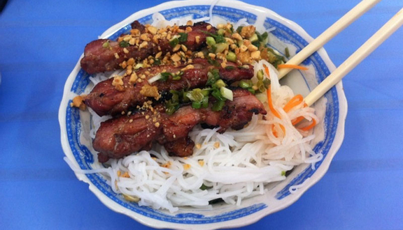 Bún Thịt Nướng Nam Quốc