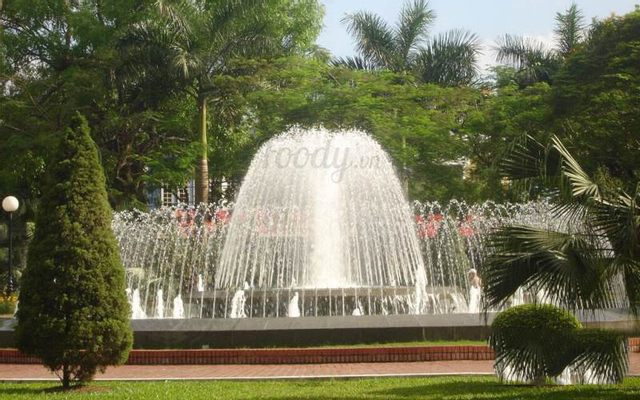 Vườn Hoa Lê Chân - Quang Trung