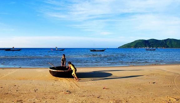 Bãi Biển Phú Diên