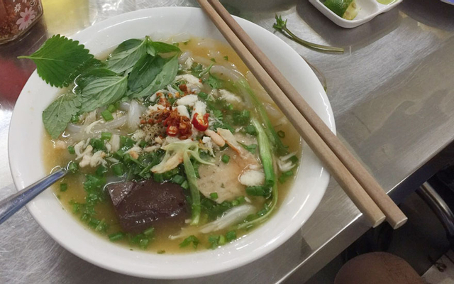 Ngọc Lâm - Bánh Canh Ghẹ - Lê Lai