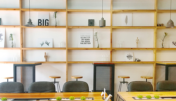Geek Hub - Workspace & Cafeteria