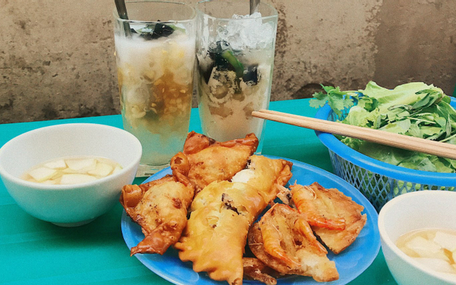 Hiền Hảo - Quán Chè Trân Châu To, Bánh Gối & Nem Chua
