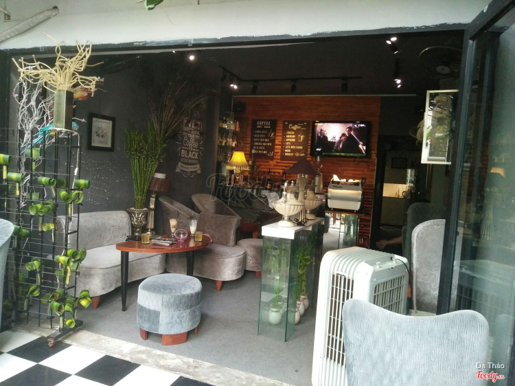 BD Florist & Flower Coffee - Cafe Hoa Cưới Nhỏ Xinh ở TP. HCM