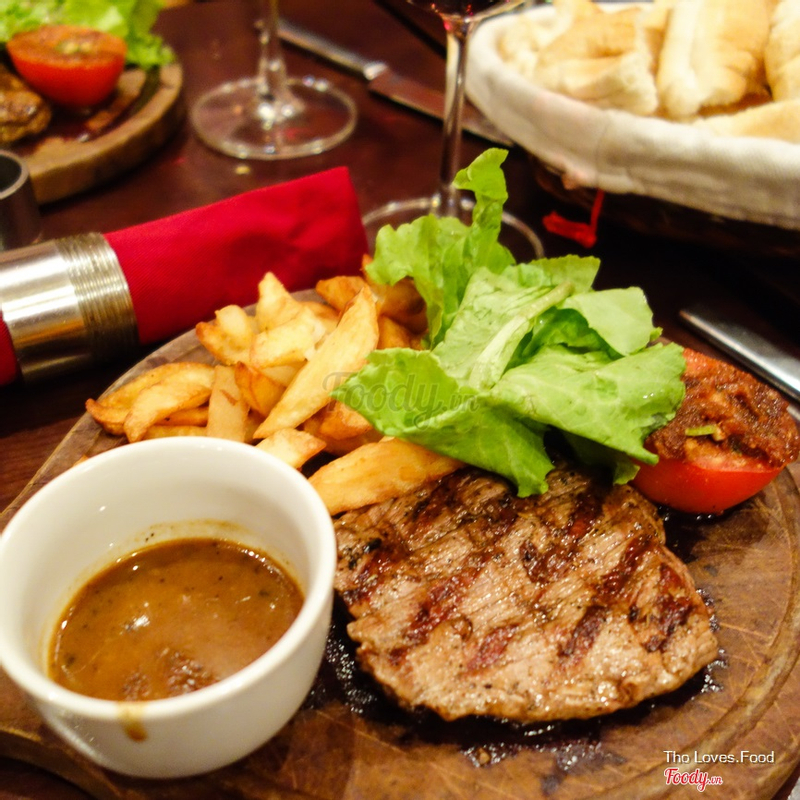 (June 2014) Steak with Pepper sauce 