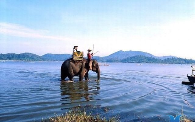 Hồ Lắk