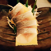 Sashimi cá trích