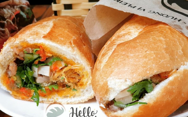 Bánh Mì Pate - Hương Vị Pleiku - Hoa Lan