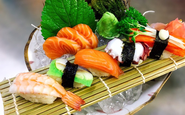 Sushi Viên Ông Chủ Nhỏ - Tô Hiến Thành