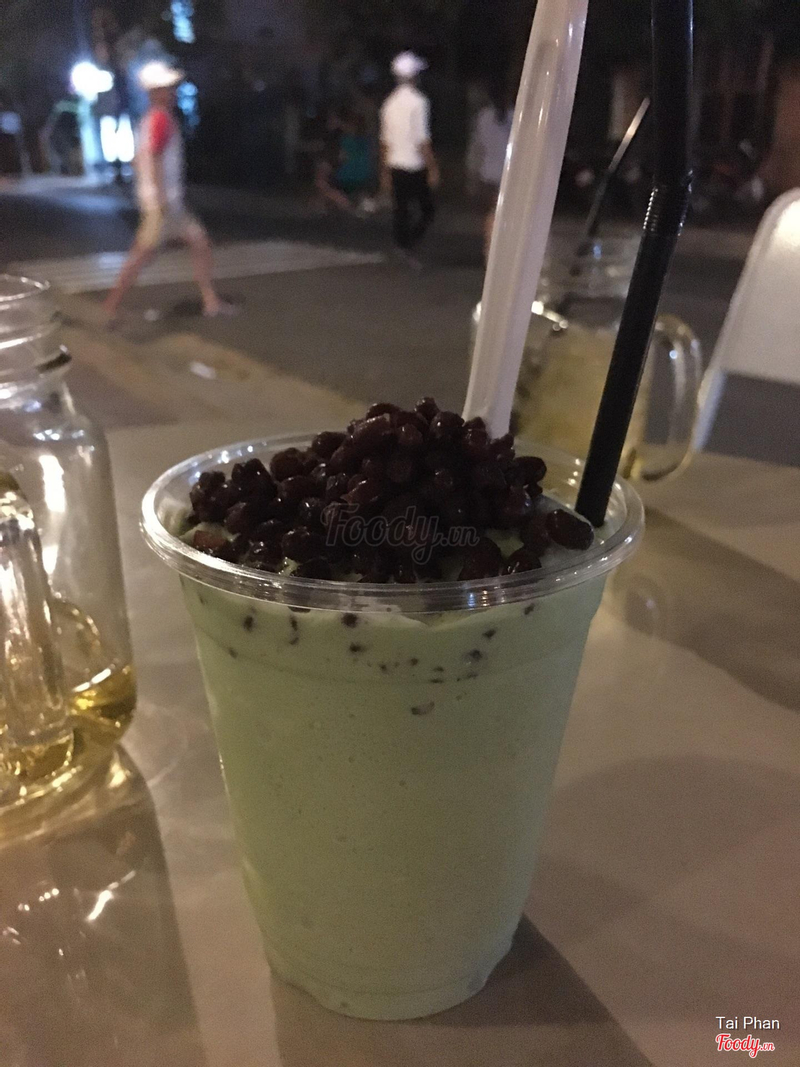 Green tea matcha with red bean. 