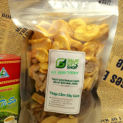 Dalat Gift - Các loại khoai sấy khô : sản xuất theo công nghệ mới đảm bảo hàng xuất khẩu nên dộ giòn cao để tránh gió lâu không bị mềm ỉu.